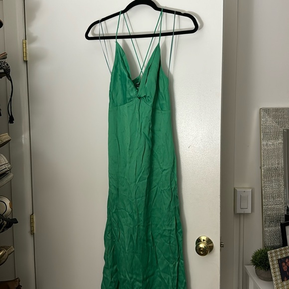 Spaghetti strap cross cross maxi dress - Picture 1 of 4
